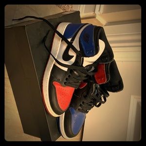 Retro Jordan 1 Top 3 Size 5